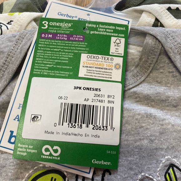 ☀️Gerber 3PK Onesies NWT - Picture 6 of 7